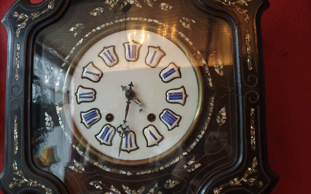 Angielski wiktoriański zegar ścienny